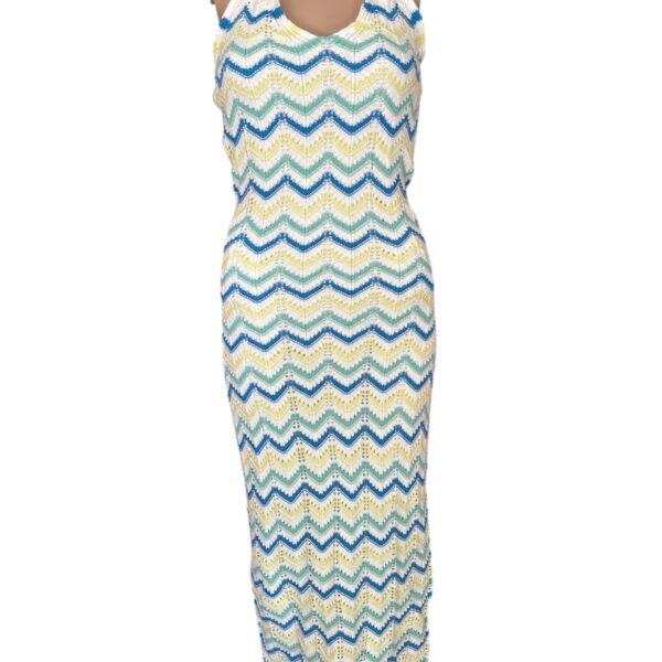 Freshman 1996 Blue & Cream Chevron Crochet Small